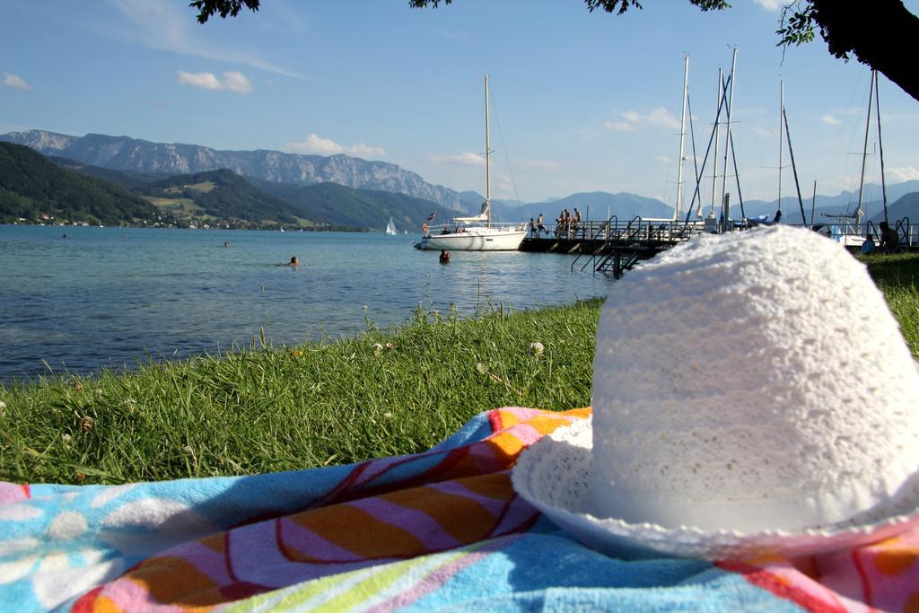 Hotel Blumenhof Sankt Georgen im Attergau Eksteriør billede